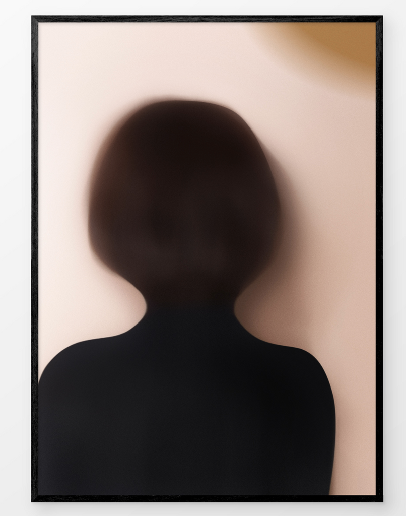 Gurilla Portrait S in black frame 