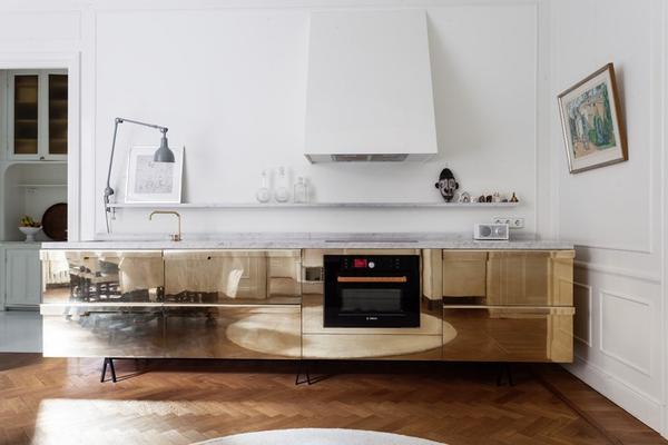 Elegant Swedish Apartment with Touch of Gold 